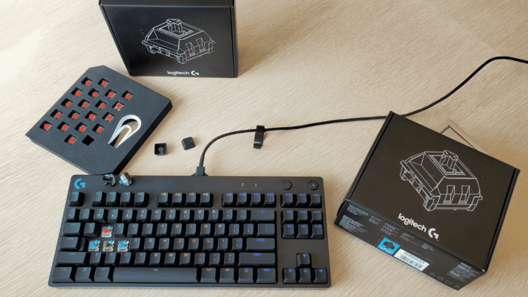 Logitech G Pro X Gaming Keyboard Vs Logitech G915 Lightspeed Go Products Pro