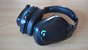Logitech G935 Wireless 7.1 Surround Sound Gaming Headset Review