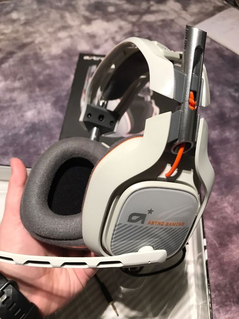 Astro A50 Vs Astro 0 Which One Is Better Go Products Pro